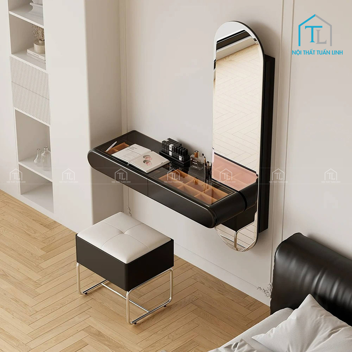 Gương đứng kích thước vừa phải, dễ quan sát