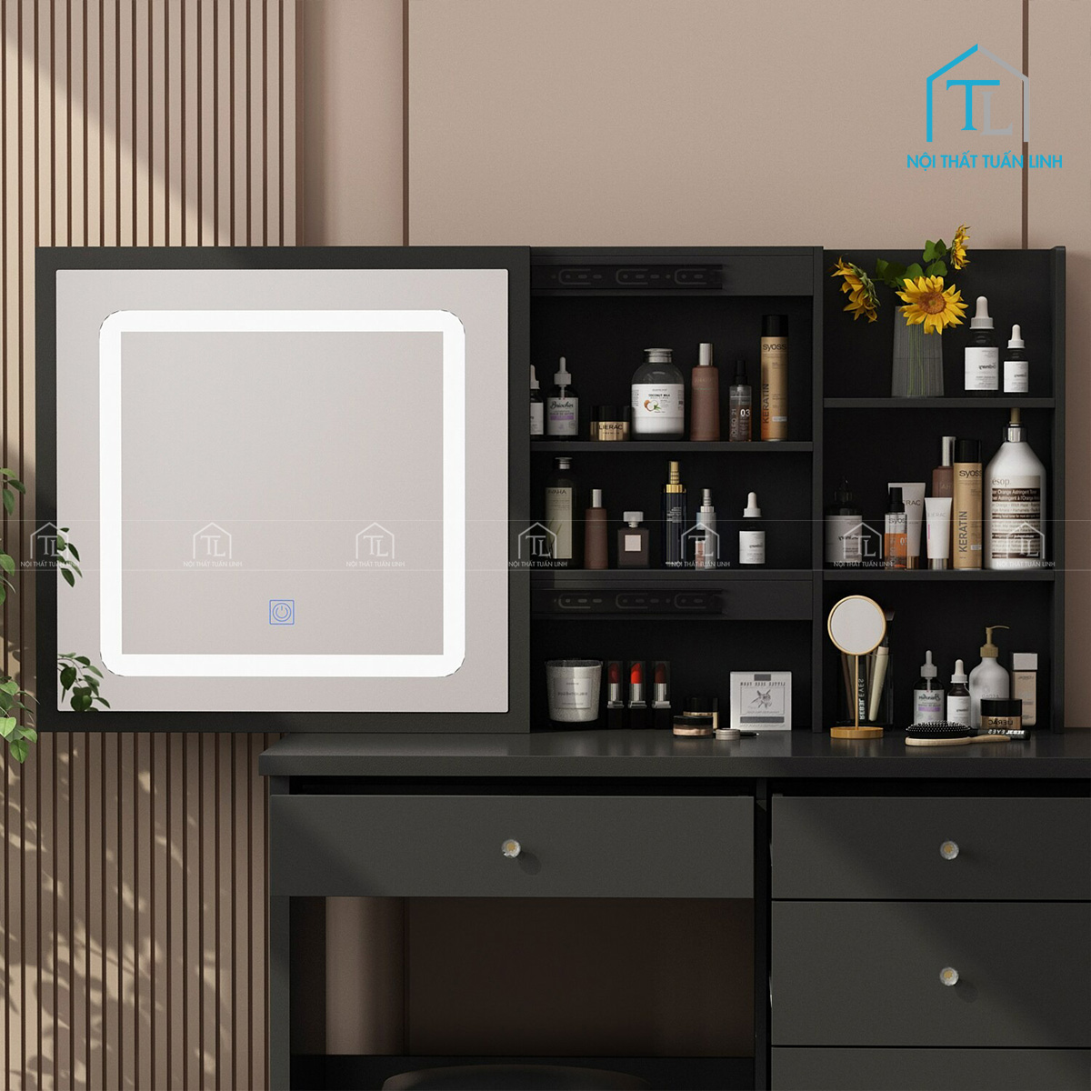 Khu vực kệ ẩn phía sau gương trượt