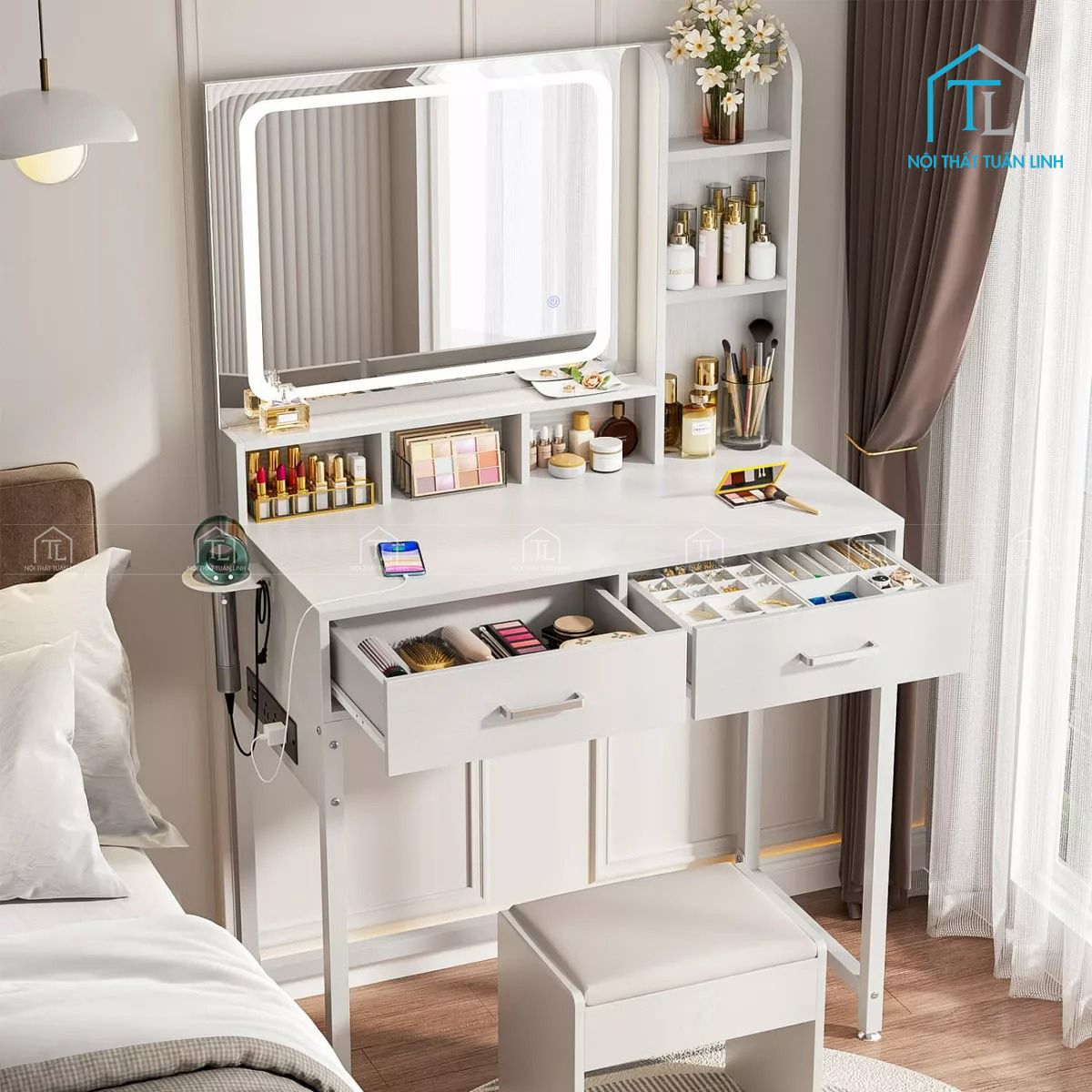 Các khoang chứa mở trên mặt bàn tiện dụng