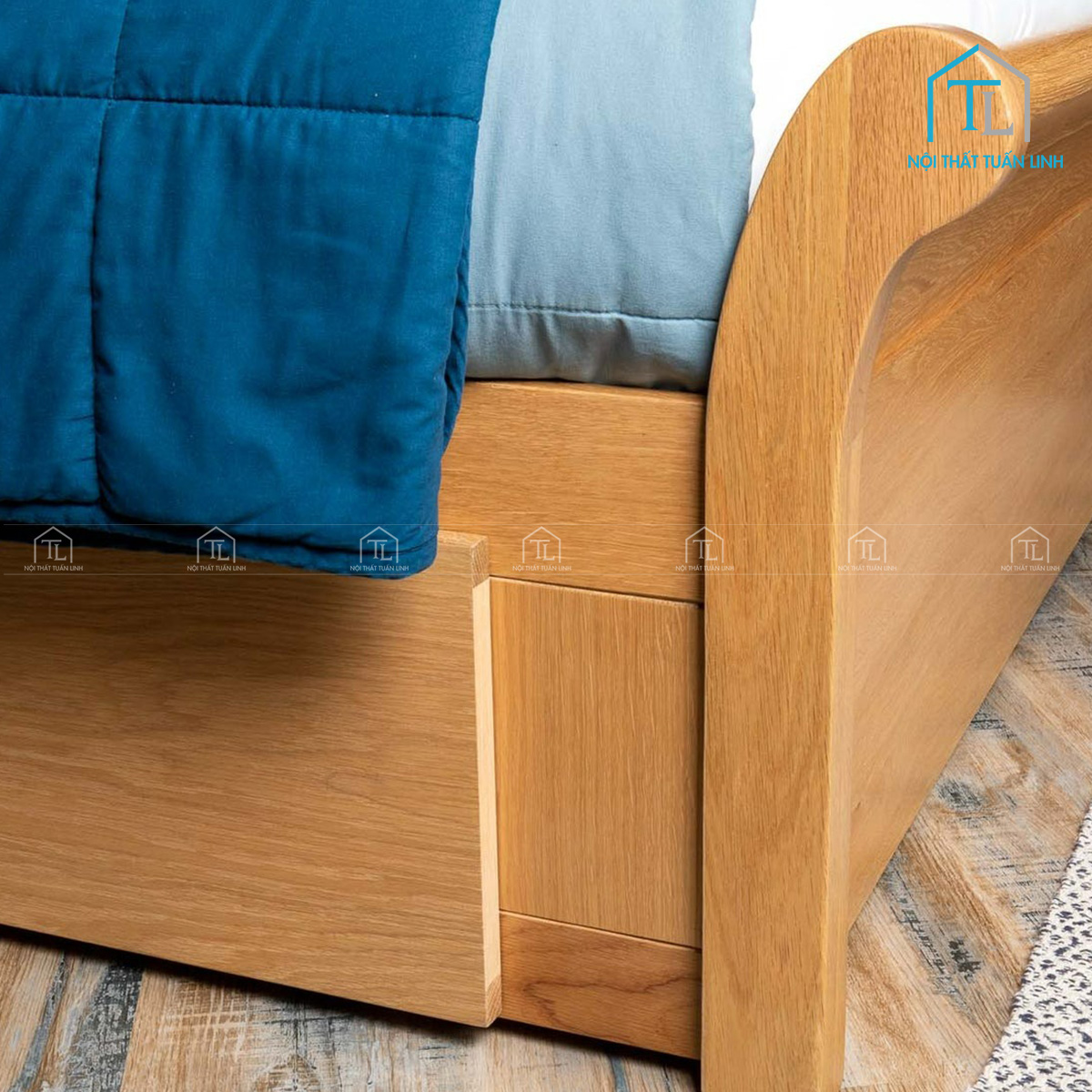 Khung giường gỗ sồi chắc chắn