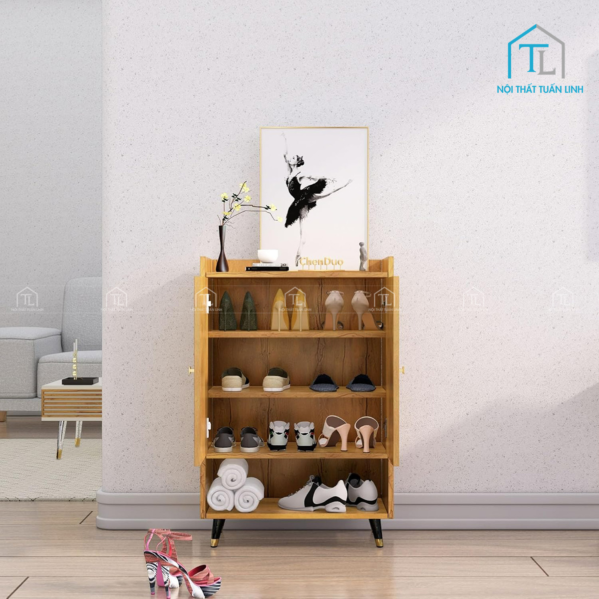 Mặt tủ rộng rãi dùng làm kệ trưng bày