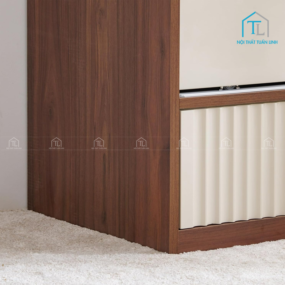 Bề mặt vân gỗ sang trọng